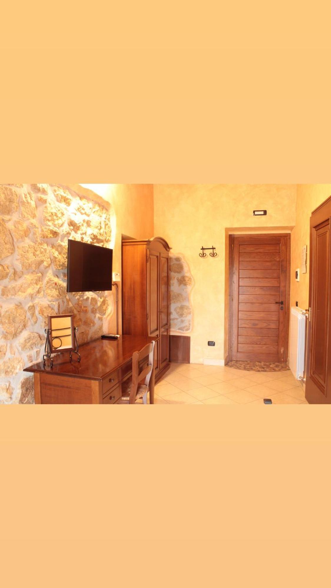 Villa La Fattoria Di Carlotta à Maenza Extérieur photo